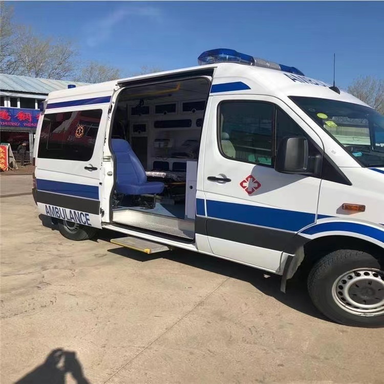 观山湖私人长途救护车出租转院回家