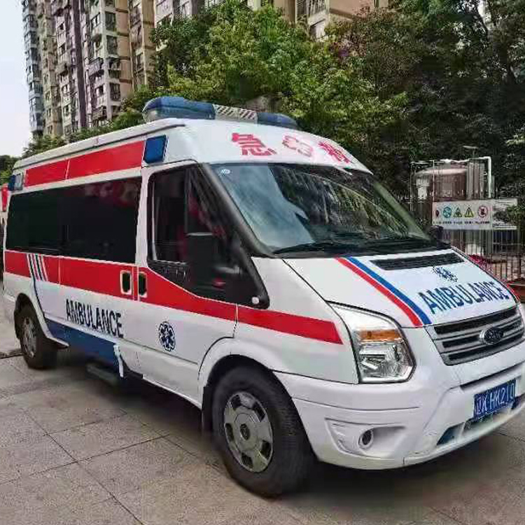 观山湖长途救护车护送病人返乡